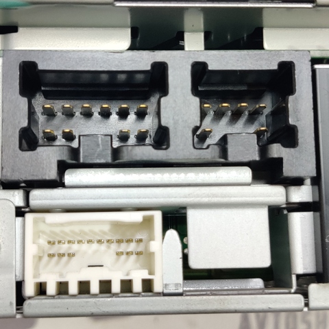 Магнитола (радио AM/FM) 28188EQ300 NISSAN