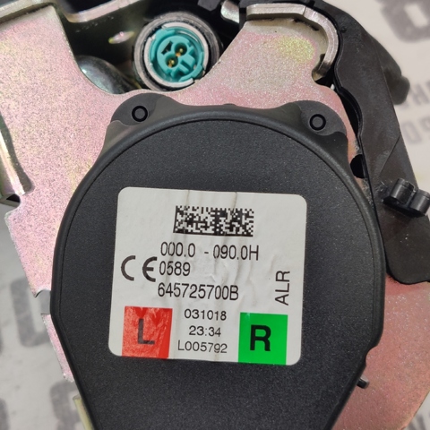 Ремень безопасности задний 31462758 VOLVO