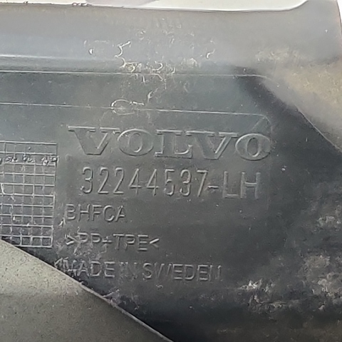 Крыло переднее левое 31468170 VOLVO