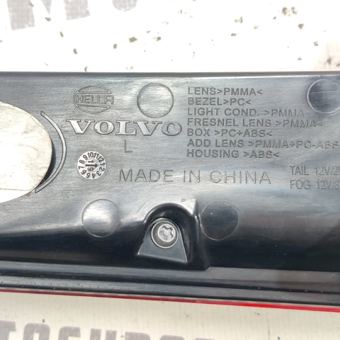 Задний левый внутренний фонарь 32133724 VOLVO