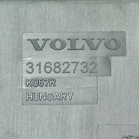 Монтажный блок предохранителей 32209198 VOLVO