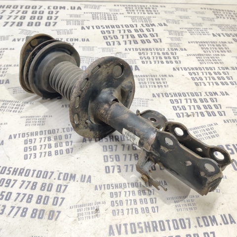 Амортизатор передней подвески правый 4851012B91 TOYOTA