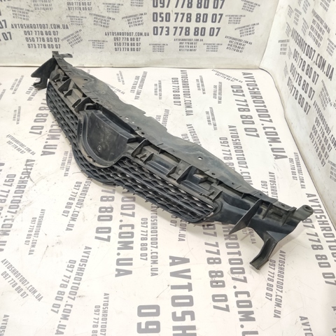TOYOTA 5311102390 Решетка радиатора в наличии Черновцы
