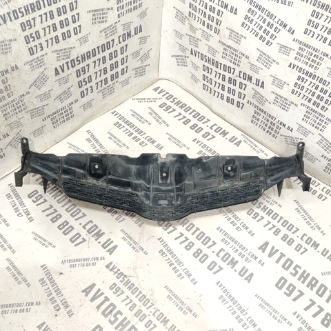 5311102390 TOYOTA Решетка радиатора купить в Киев