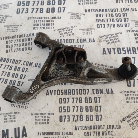 Балансир подвески задний левый 55502CG000 NISSAN