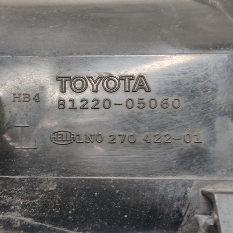 ПТФ левая 8122005060 TOYOTA