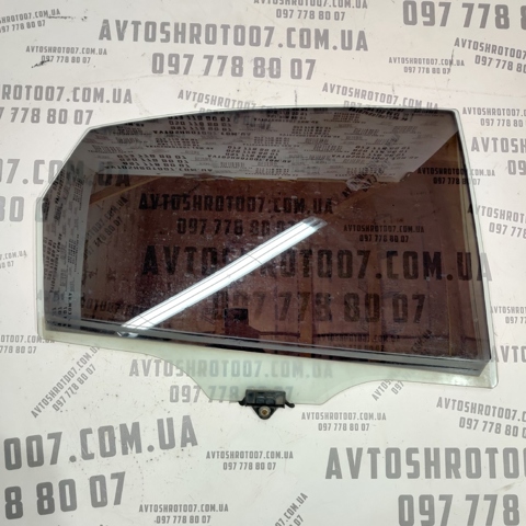 Стекло заднее правое 834212H010 HYUNDAI