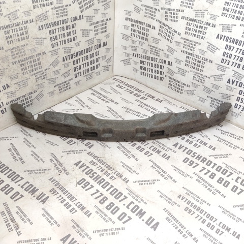 Энергопоглотитель переднего бампера 865202D600 HYUNDAI