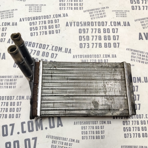 Радиатор отопителя 8D1819031A VAG