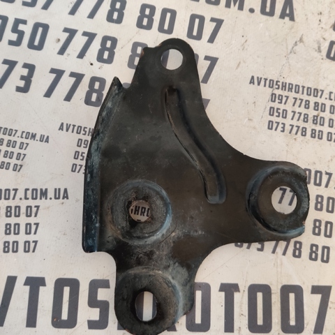 BJ326L062AA Кронштейн подушки (опоры) двигателя правой купить Николаев