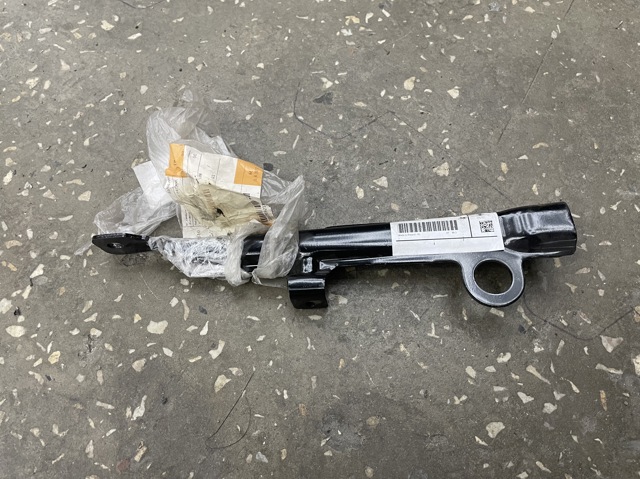 51117422227 BMW Усилитель переднего бампера купить в Ровно