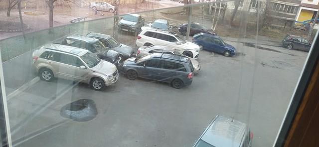 FORD GM5Z5821411A Стекло двери передней левой в наличии Кривой Рог