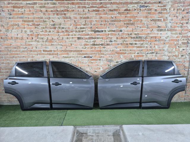 Передняя левая дверь H010A6RAMA NISSAN