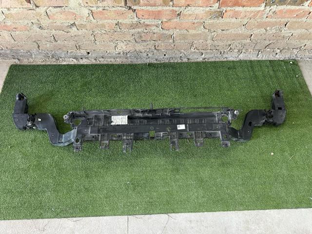Рамка радиатора верхняя KT4BR16E166A FORD