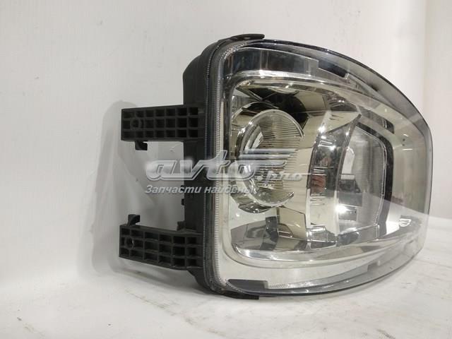 26010LC40A NISSAN Правая фара купить в Николаев
