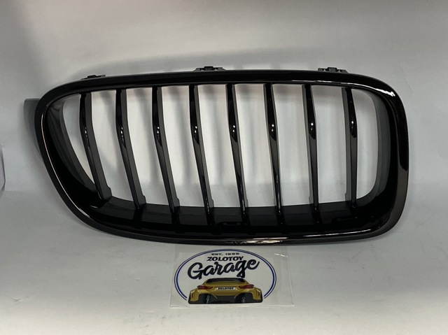 BMW 51712240778 Решетка радиатора правая в наличии Сумы