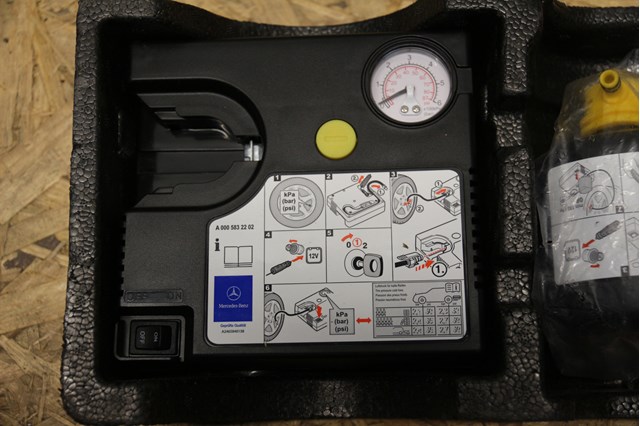 A0005832202 Компрессор для подкачки шин купить Полтава