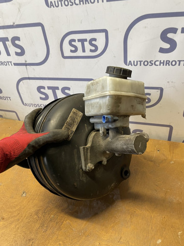 Бачек тормозной жидкости A0024315202 MERCEDES