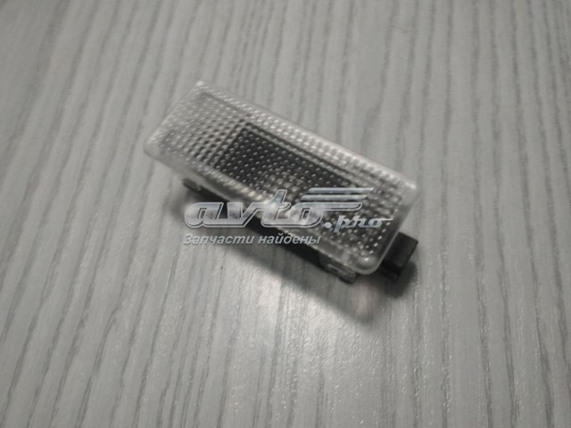 Плафоны внутреннего освещения A0028201401 MERCEDES