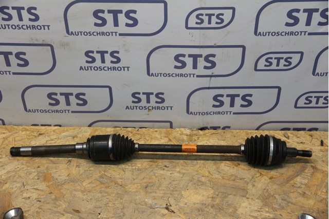 A1663301300 Mercedes полуось (привод передняя правая)