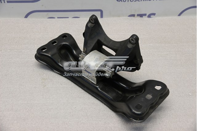 A2052400818 MERCEDES Задняя опора коробки передач купить в Киев