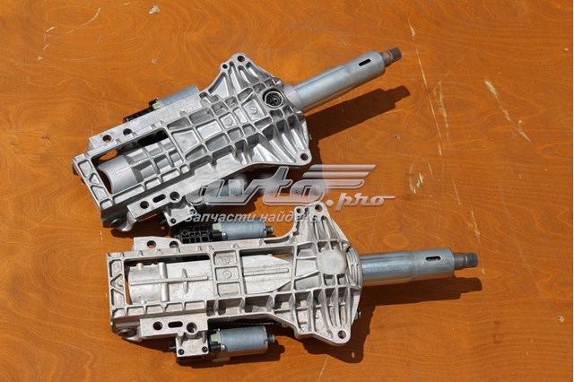 Колонка рулевого управления A2054608801 MERCEDES