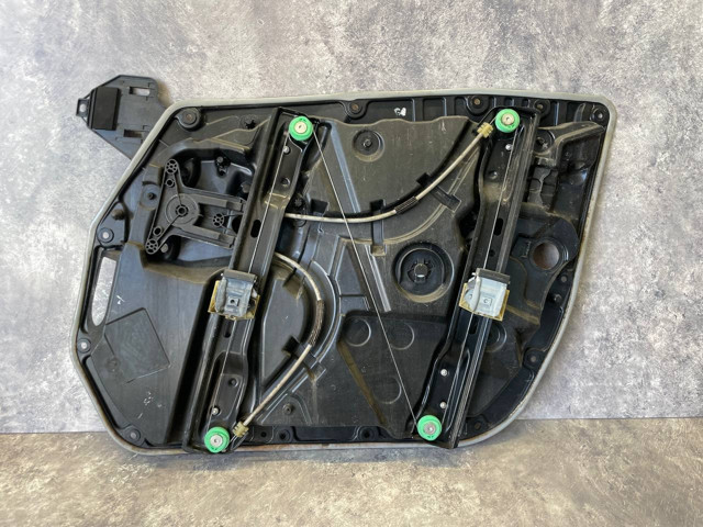 MERCEDES A2057204923 Стеклоподъемник передней левой двери в наличии Житомир
