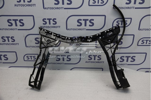 MERCEDES A2058800630 Направляющая заднего бампера правая в наличии Чернигов