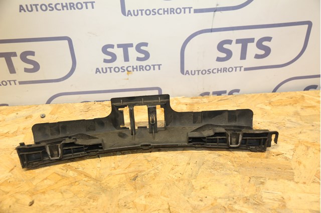 Кронштейн бампера заднего, центральный A2058850265 MERCEDES