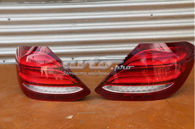 MERCEDES A2139068000 Фонарь задний правый в наличии Чернигов