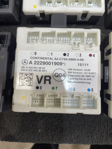 Блок комфорта передней двери A2229001909 MERCEDES