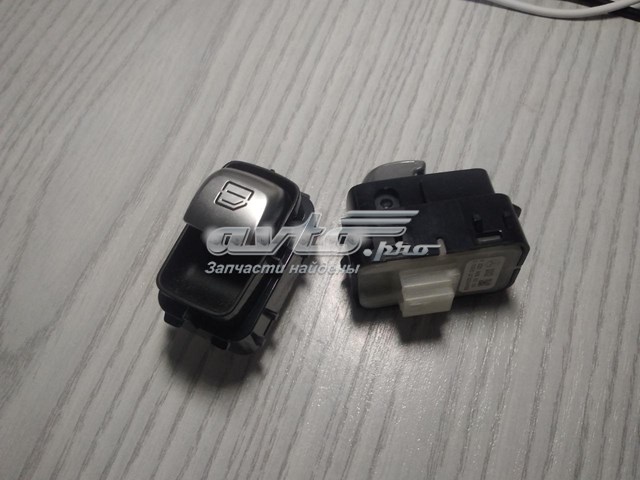 MERCEDES A22290503099051 Кнопочный блок управления стеклоподъемником передний правый в наличии Украина