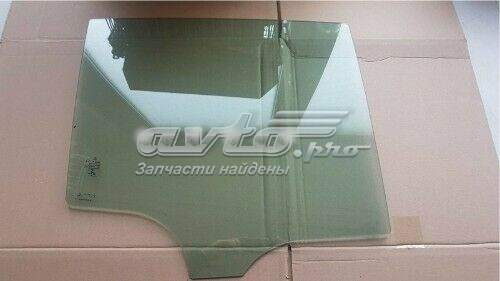 Стекло заднее правое A2537350210 MERCEDES