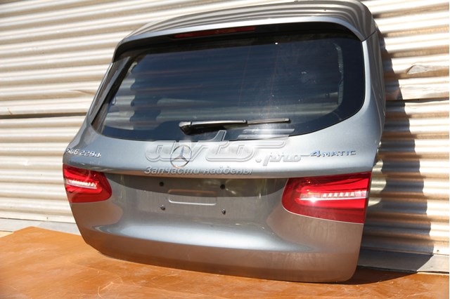 Mercedes x253 фонарь задний внутрений на ляде правый A2539067800