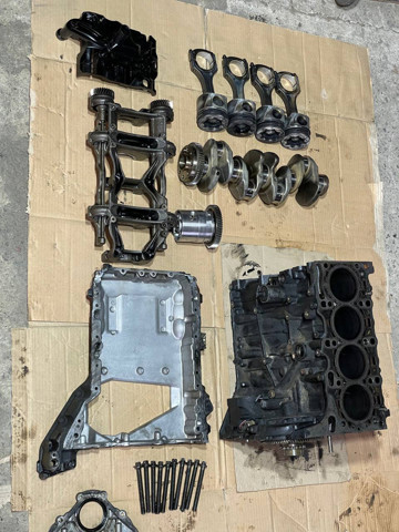 Поддон картера двигателя A6510141000 MERCEDES