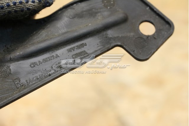 Защита двигателя, правая LR041944 LAND ROVER