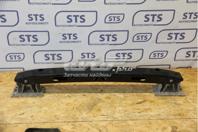 Балка бампера заднего LR043966 LAND ROVER