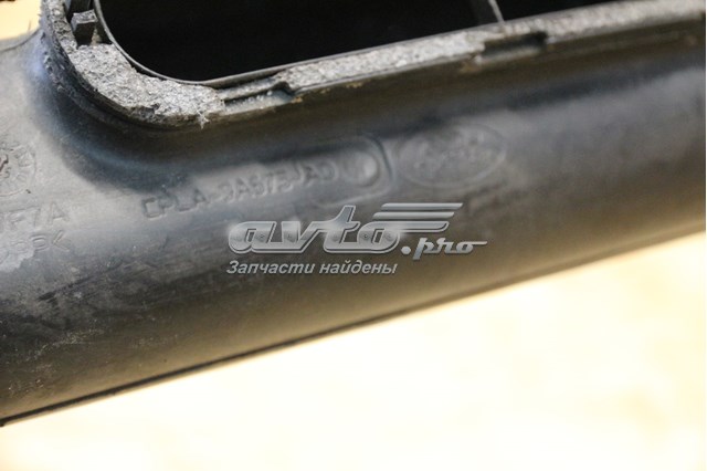 Воздухозаборник LR100435 LAND ROVER