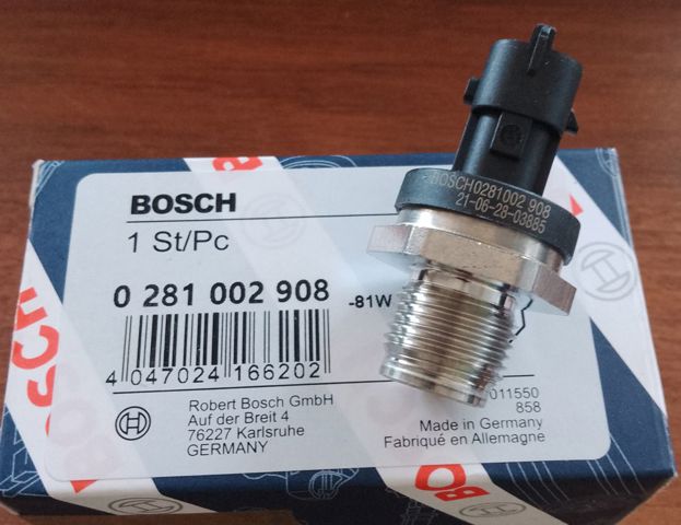BOSCH 0281002908 Датчик давления топлива в наличии Винница