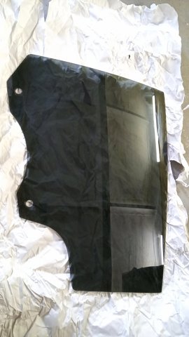 149550600B TESLA Стекло двери задней левой купить в Ужгород