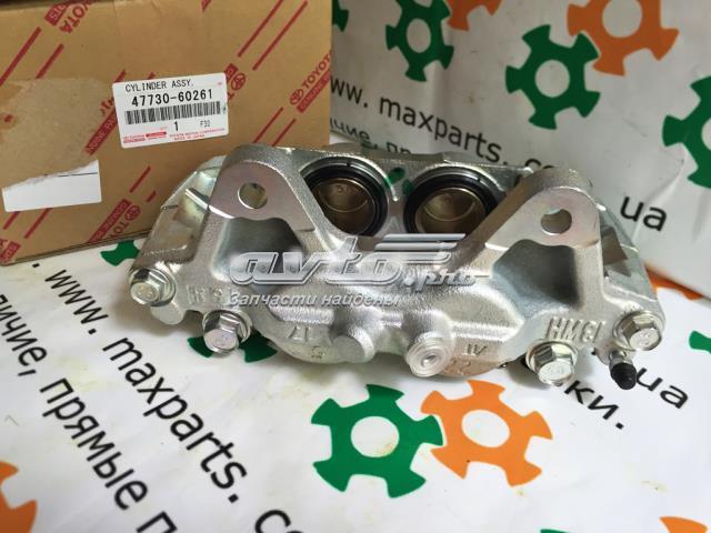 Суппорт тормозной передний правый 4773060261 TOYOTA