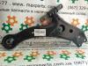 Передний нижний рычаг 4806833070 TOYOTA