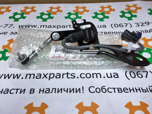 Датчик уровня положения кузова, задний левый 8940860030 TOYOTA