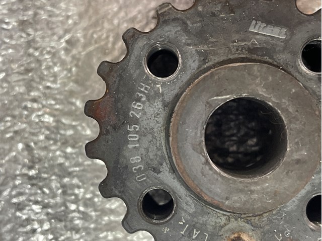 VAG 038105263H Звездочка-шестерня привода коленвала двигателя в наличии Николаев