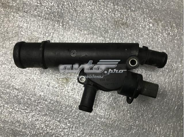 VAG 038121132D Фланец системы охлаждения в наличии Киев