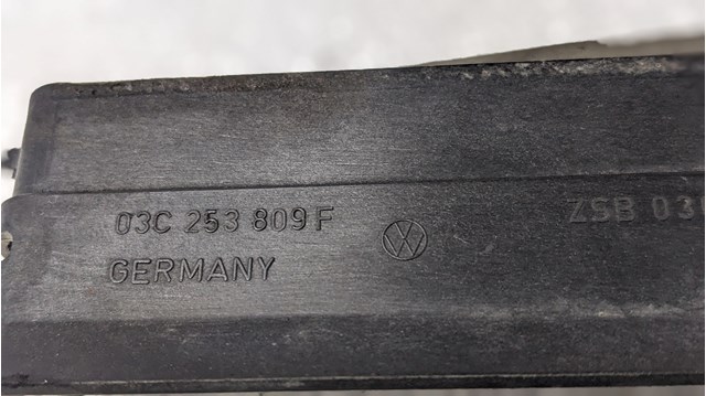 03C253809F Жалюзи воздухозаборника купить Чернигов