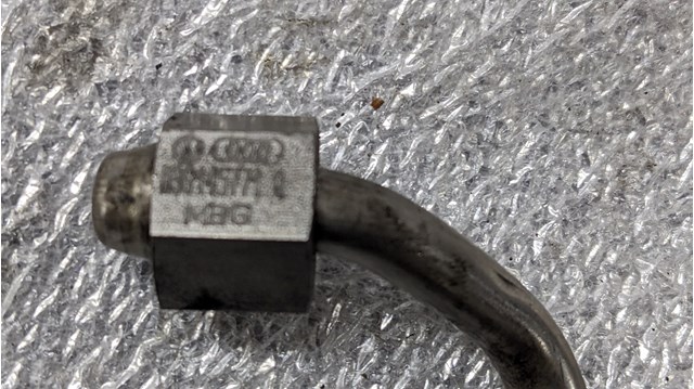03G145771Q VAG Трубка (шланг) подачи масла к турбине купить в Полтава