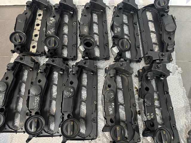 03L103469 Клапанная крышка купить Украина