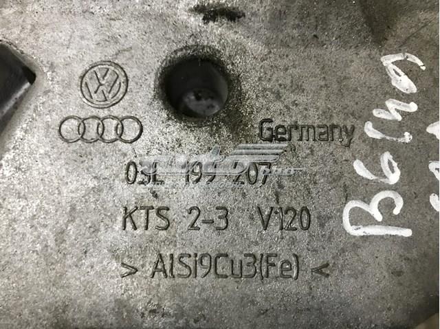 Кронштейн подушки (опоры) двигателя, правой 03L199207 VAG