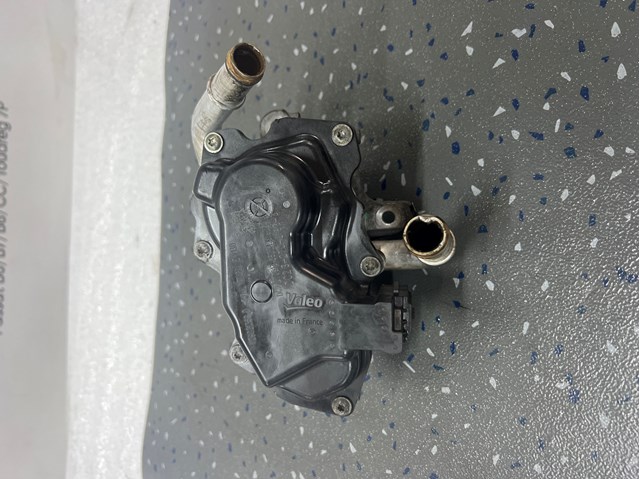 Клапан EGR, рециркуляции газов 04L131501E VAG